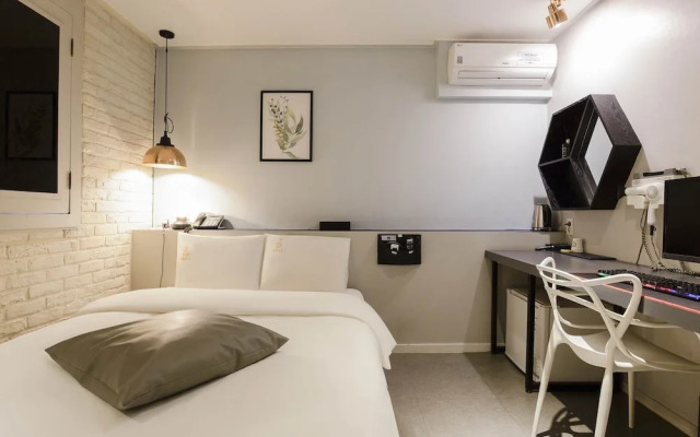 Stay Inn Hotel