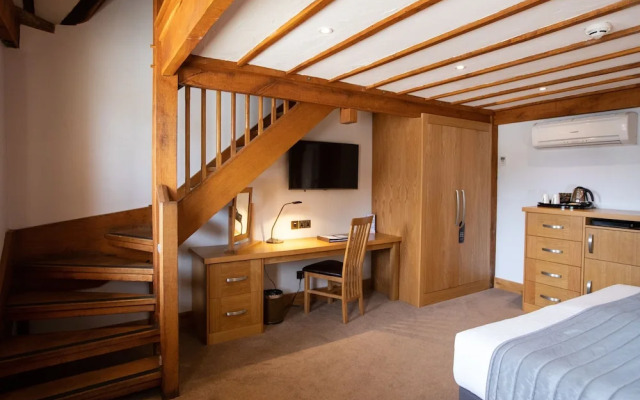 Tewinbury Farm Hotel