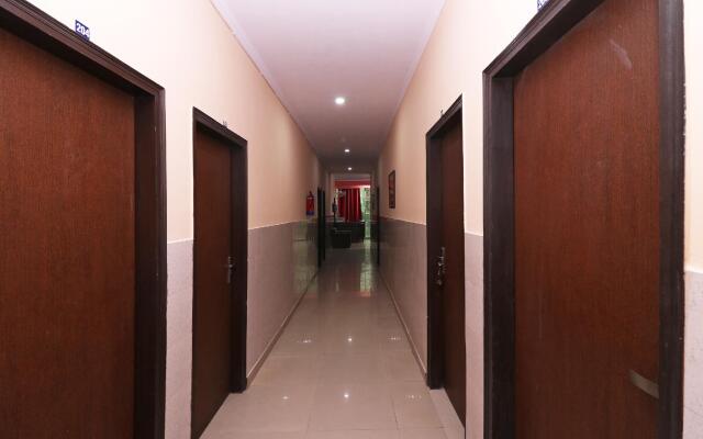 OYO 18625 Prem Hotel