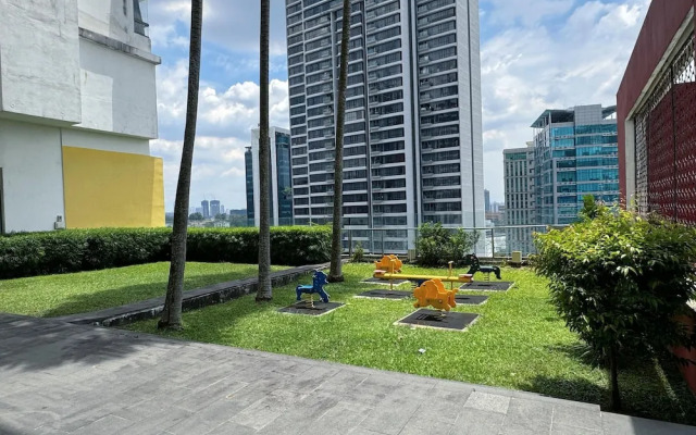 Neo Mutiara Damansara Studio 2PAX 1CP