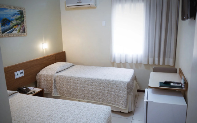 Cedro Hotel
