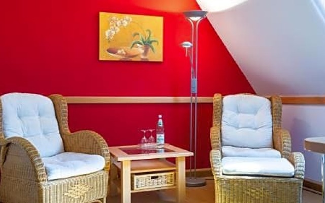 Landgasthof May Hotel