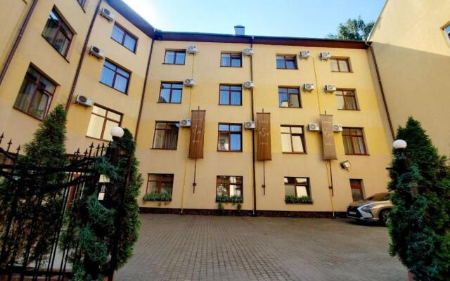 Edem Hotel Lviv