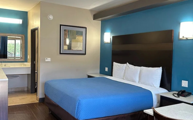 Crystal Palace Inn