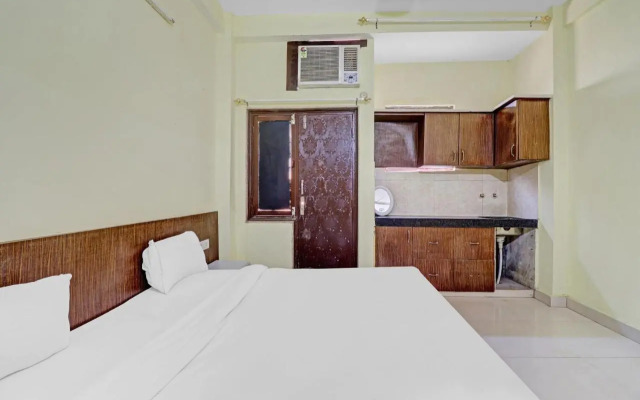 Pop 703878 Ag Yamuna Palace