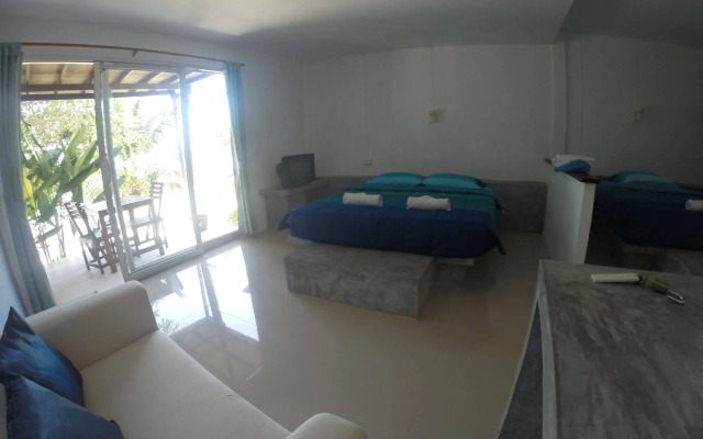 Moon Beach Resort