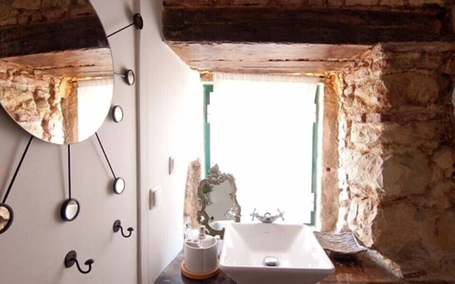 Alfama River Apartments