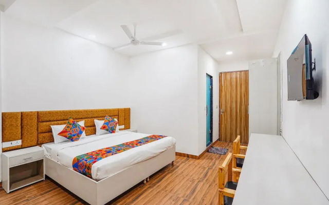 Fabhotel Wamson