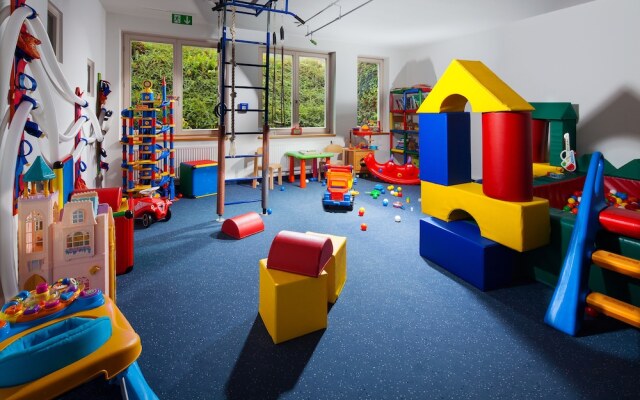 Alm- & Wellnesshotel Alpenhof