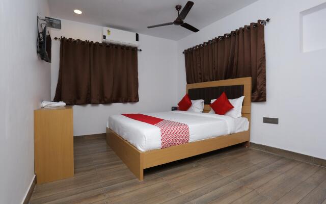 OYO 11965 Krishna Guest House