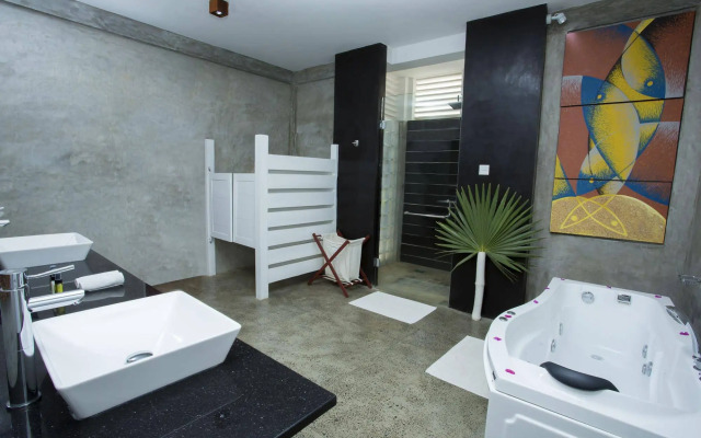 Maalu Maalu Resort & Spa