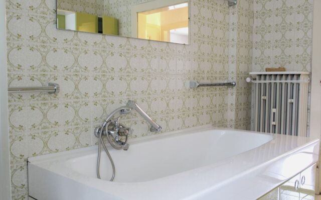 Spacious Holiday Home near Lake in Neukirchen