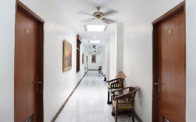 OYO 102 GP Residence
