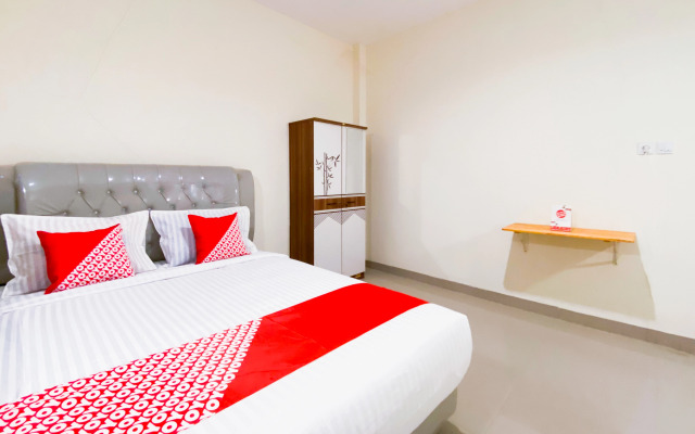 OYO 3092 Falah Residence Syariah