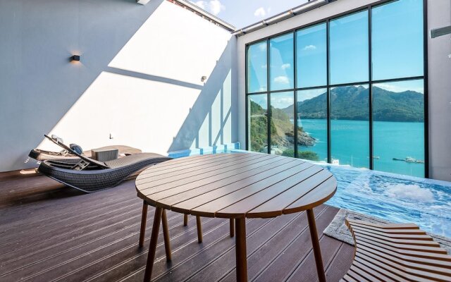 Tongyeong Saryangdo Elphis36 Poolvilla