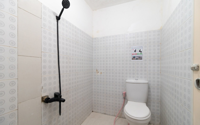 RedDoorz Syariah @ Jalan Andalas Padang