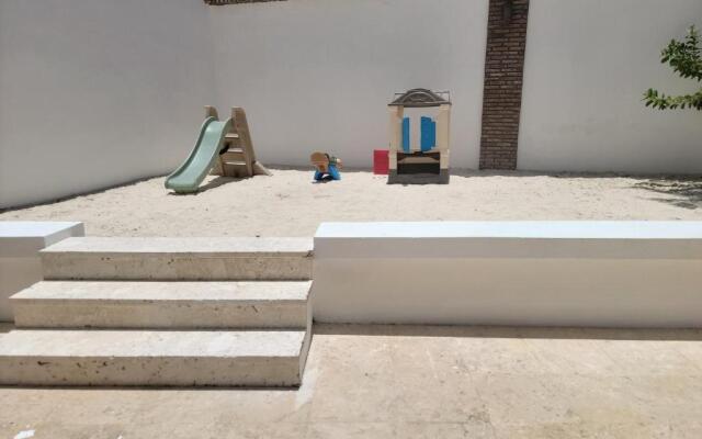 Coral Village Deluxe 1B Condo-Oasis Tropical