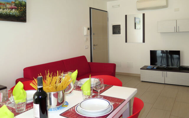 Monica Residence