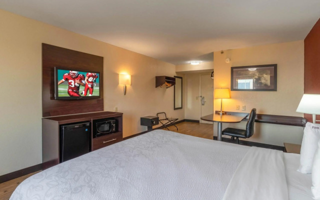Red Roof Inn PLUS+ El Paso East