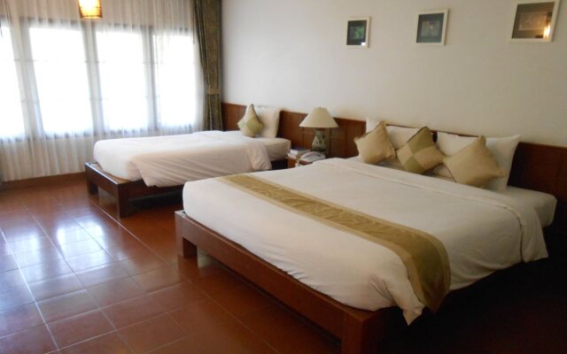 Rachawadee Resort and Hotel (SHA Extra Plus)