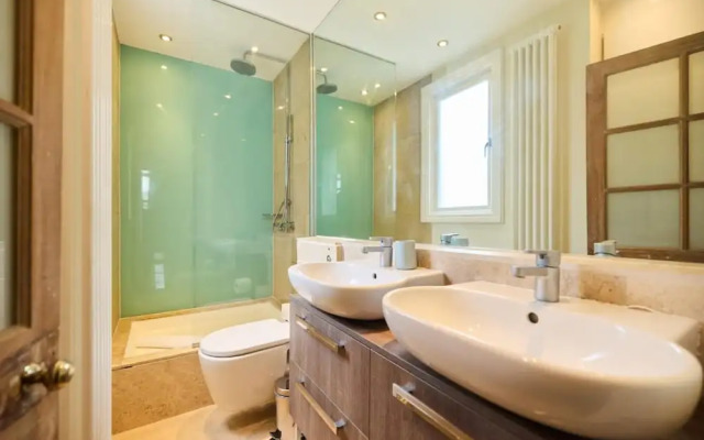 The Peckham Hideaway - Bright 3bdr Flat