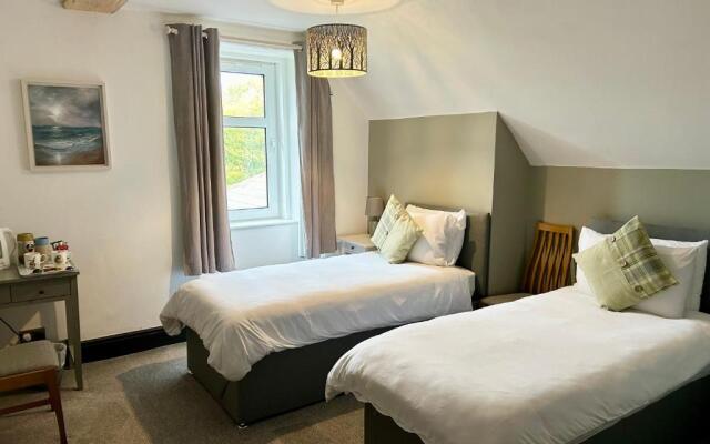 Lochaline Hotel