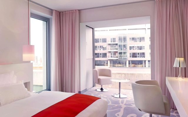 art'otel Cologne powered by Radisson Hotels
