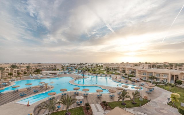 Pickalbatros Royal Moderna Sharm & Aqua Park
