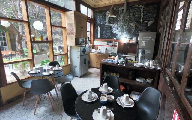 Escarabajo Hostel - Adults only