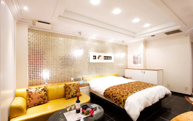 Coco Hotel Tiara - Adults Only