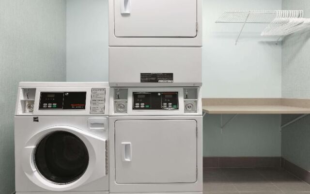 Hampton Inn Niles/warren