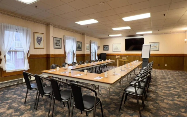 The Downtown, a Coast Hotel