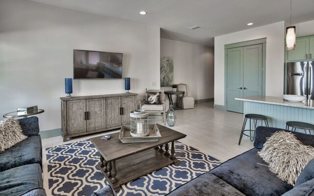 Luna Plata by Five Star Properties