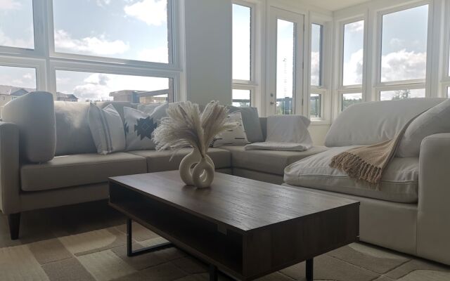 Barrie Comfort Lodging