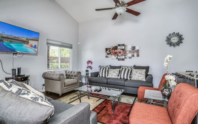 819 Palm Springs - 3 Br Home