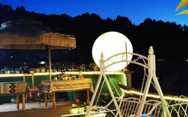 Floral Hotel·Our Yard Hotel（tengchong）