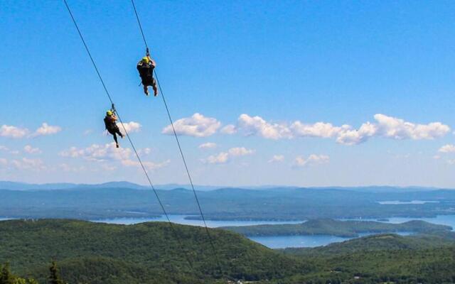 Gunstock & Lakes Region Year Round Chalet