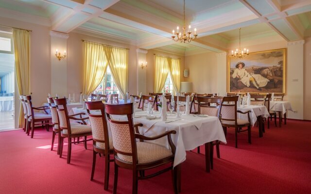 Seehotel Grossraeschen