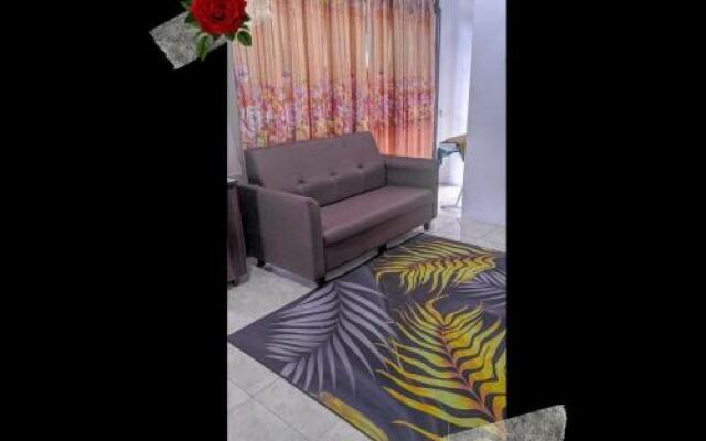 Homestay Razin Gong Badak