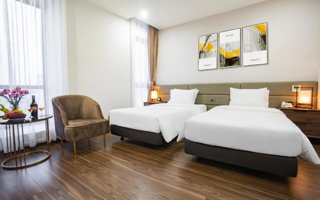 Western Skyline Hotel
