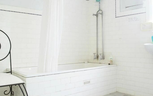 The Fed and Bed Temora