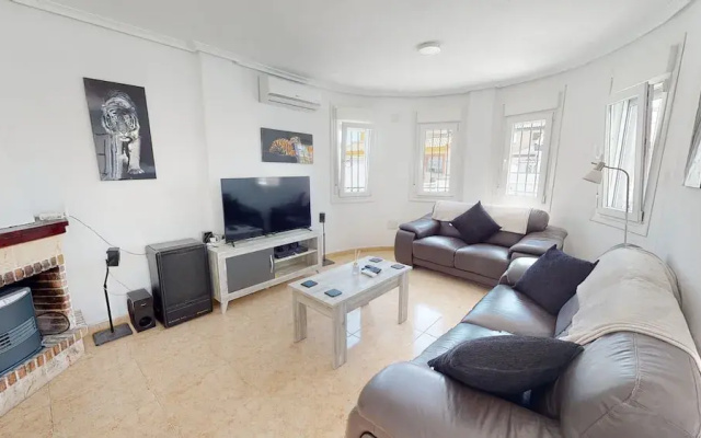 Sucina 3-bed Villa, Sleeps 6 & Pet Friendly