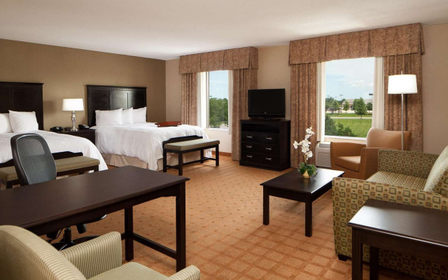 Hampton Inn & Suites Chicago/St. Charles