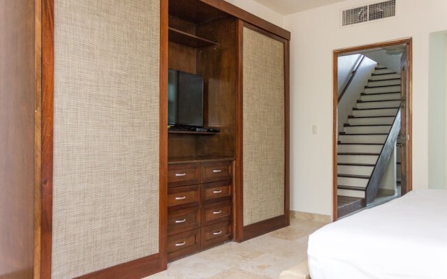 Mimosa Penthouse 2 by Realty Group