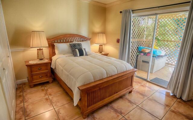 Spacious & Conveniently Located Miami Airport Home