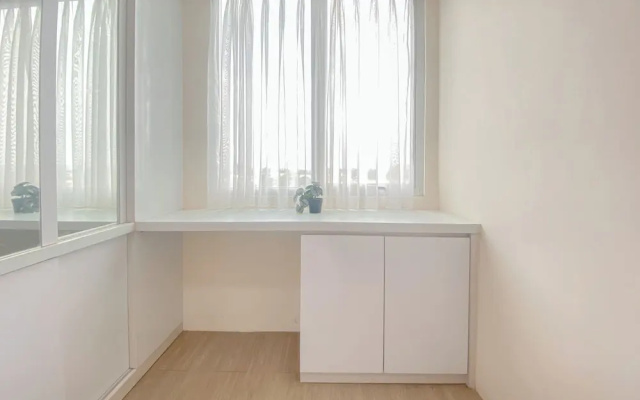 Comfort Stay 1Br With Extra Room At Bassura City Apartment – Guest Rooms – Jakarta