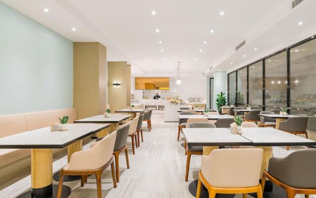 Atour Hotel Nanjing Zongtongfu