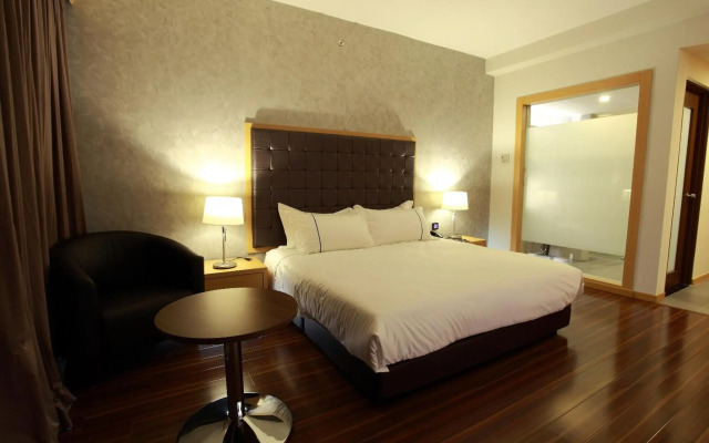 Symphony Suites