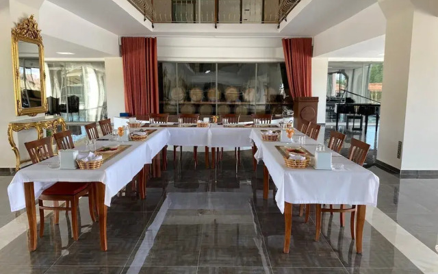 Etruscan Boutique Hotel