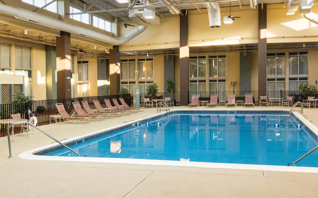 Comfort Inn & Suites Syracuse Airport